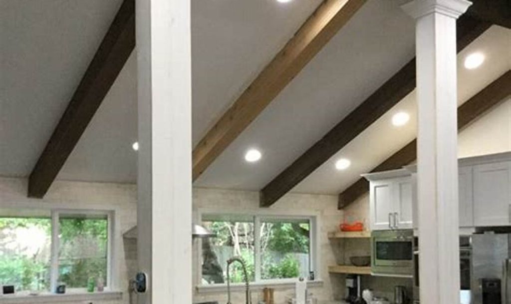 kitchen island with columns