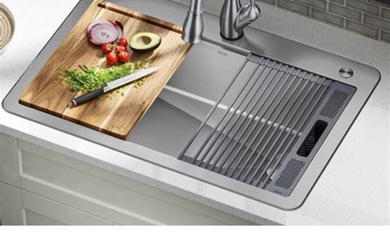 delta kitchen sinks