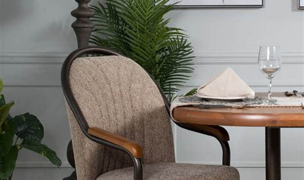 kitchen chairs on wheels