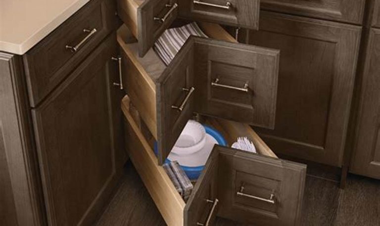 base kitchen cabinets with drawers
