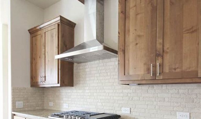alder kitchen cabinets