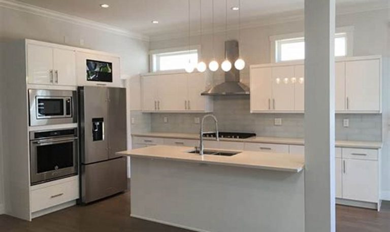 high gloss kitchen cabinets