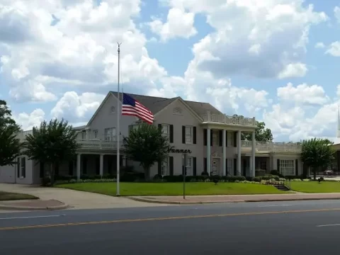 Hanner Funeral Home in Atlanta, Texas: Funeral Services & Arrangements