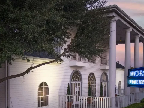 Morales Funeral Home: Compassionate Services & Support – 24/7